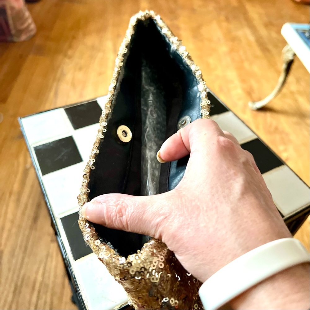 Victoria’s Secret Gold Sequin Clutch - Picture 7 of 16